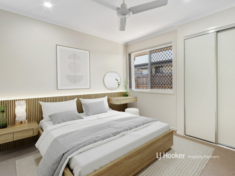 8 Sabine Circuit, Holmview QLD 4207