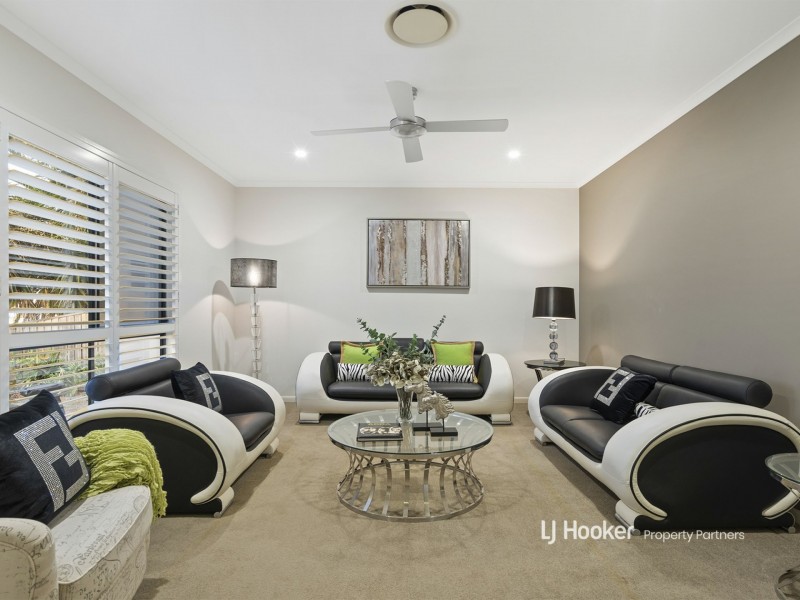 9 McGarry Street, Eight Mile Plains QLD 4113