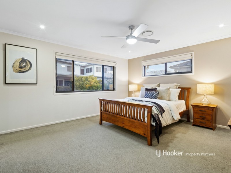 9 McGarry Street, Eight Mile Plains QLD 4113