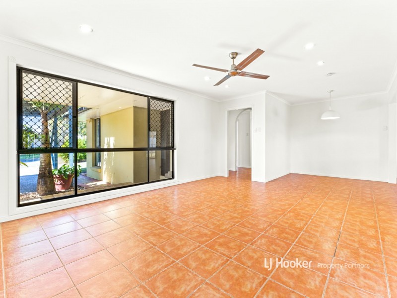 25 Devonlea Street, Eight Mile Plains QLD 4113