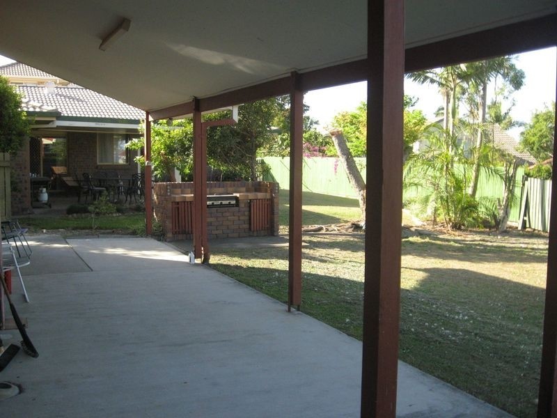 68 Greenwood Street, Wishart QLD 4122