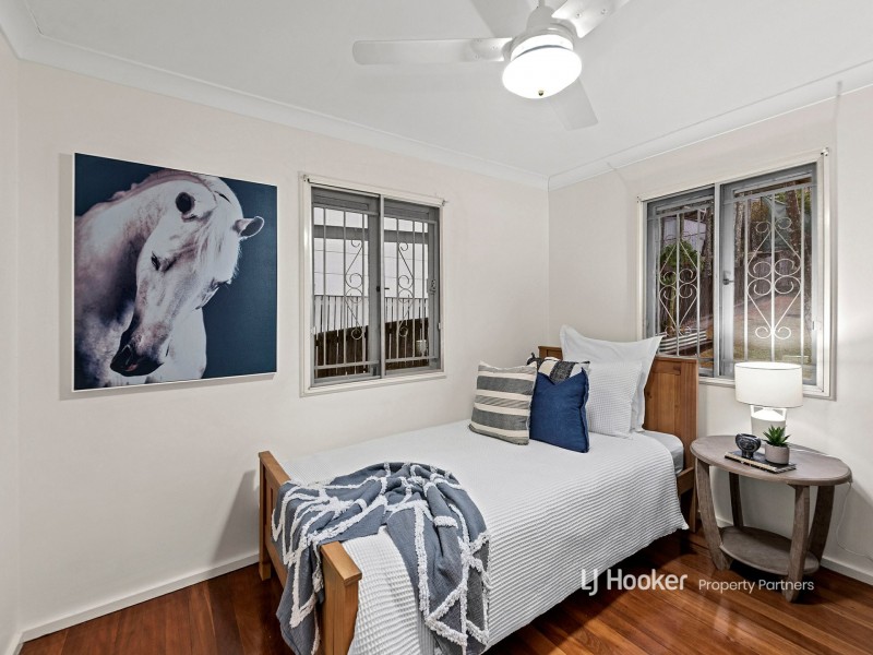 24 Lymm Street, Mount Gravatt East QLD 4122