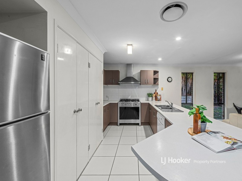 66 Craig Street, Wishart QLD 4122