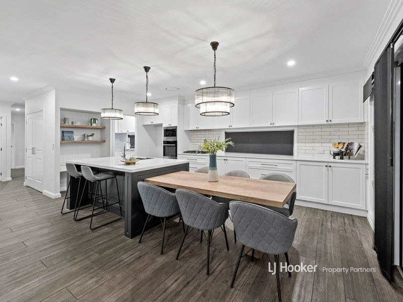 6 Chelva Street, Wishart QLD 4122