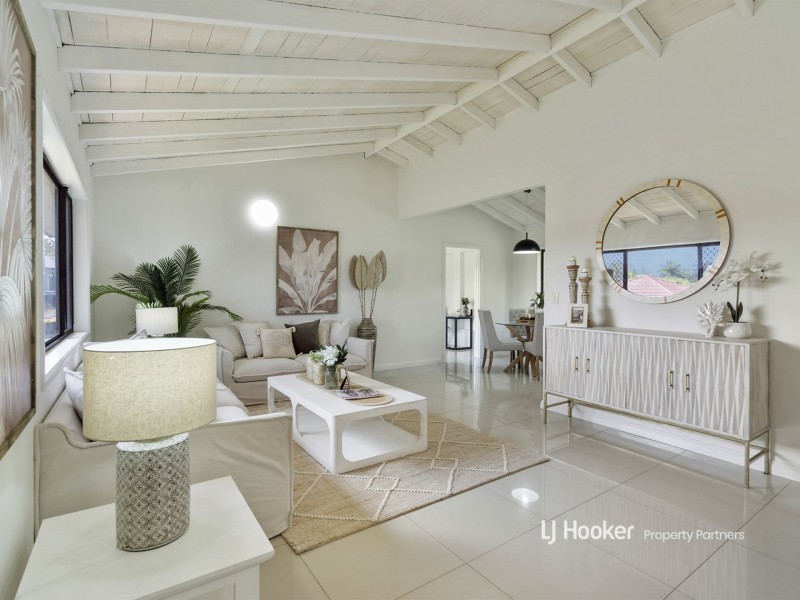 12 Pumice Street, Eight Mile Plains QLD 4113