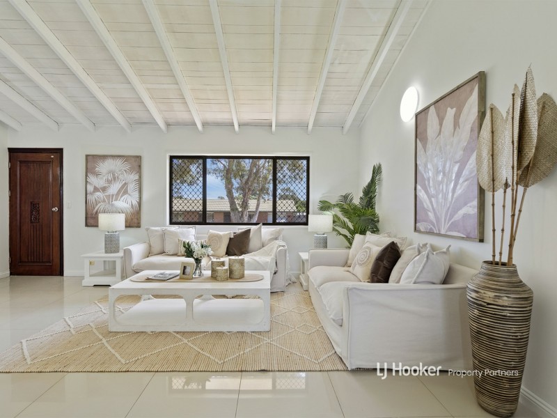 12 Pumice Street, Eight Mile Plains QLD 4113