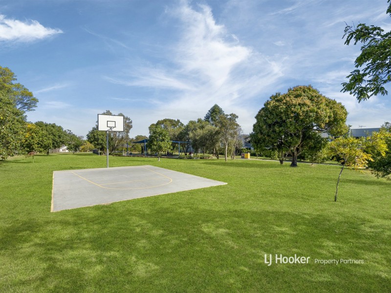 1304/18 Comer Street, Coopers Plains QLD 4108