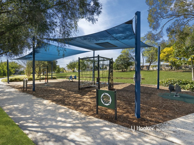 1304/18 Comer Street, Coopers Plains QLD 4108