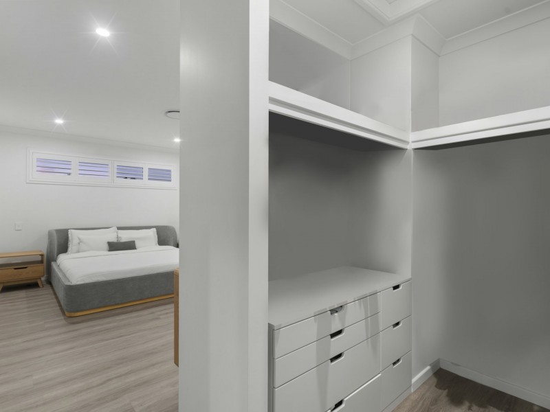 8 Bassin Street, Pallara QLD 4110