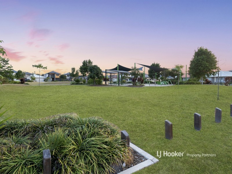 8 Bassin Street, Pallara QLD 4110