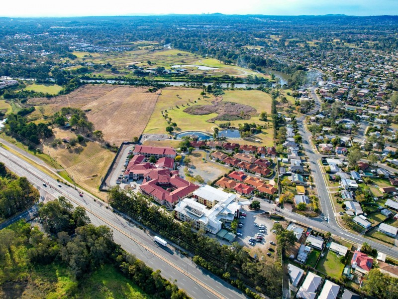 Unit 26/27 Clarendon Avenue, Bethania QLD 4205