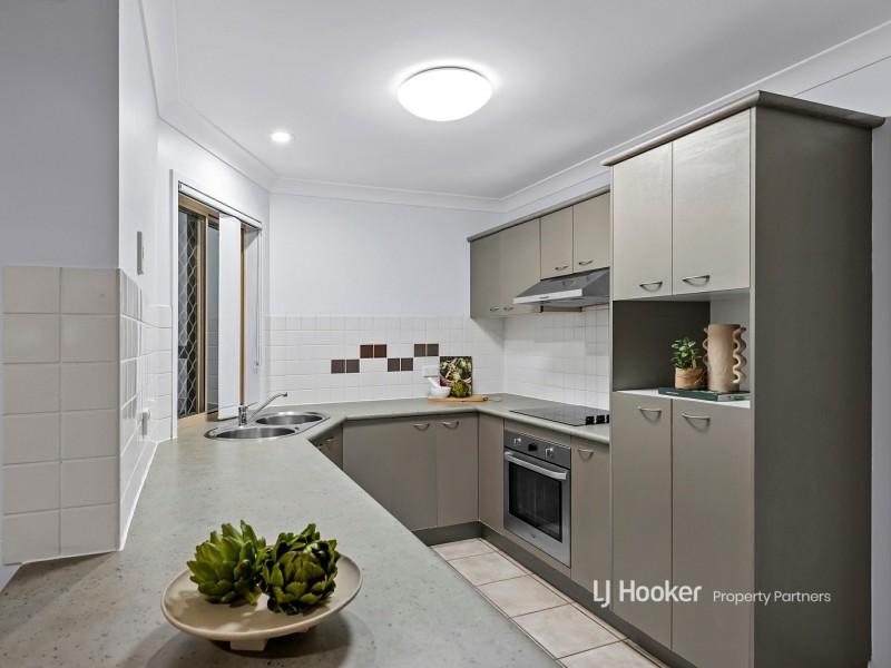 8/121 Palatine Street, Calamvale QLD 4116