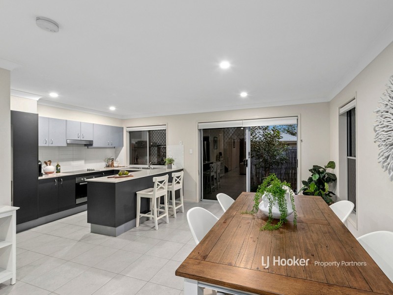 2/360 Benhiam Street, Calamvale QLD 4116