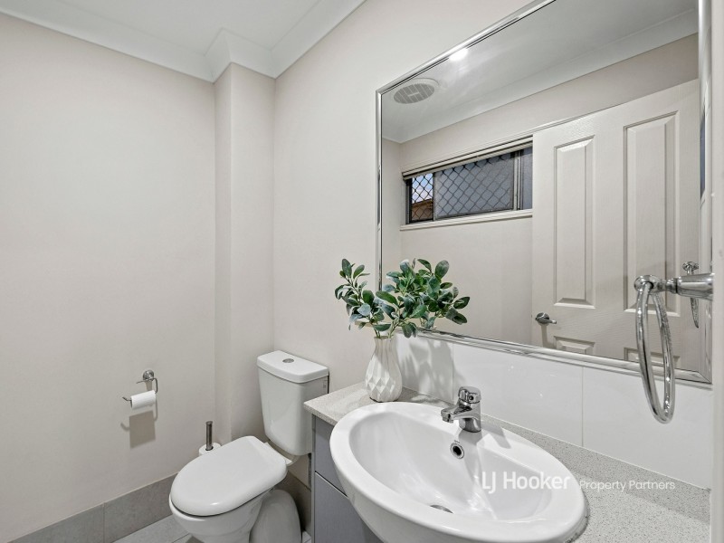 2/360 Benhiam Street, Calamvale QLD 4116