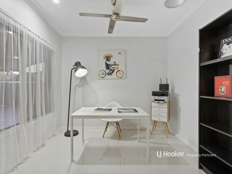 48 Juniper Circuit, Stretton QLD 4116