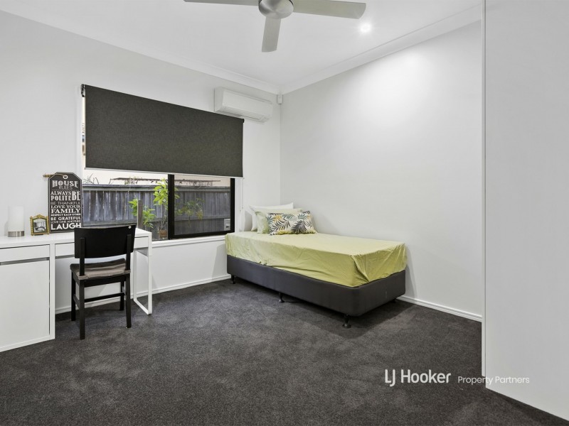 48 Juniper Circuit, Stretton QLD 4116