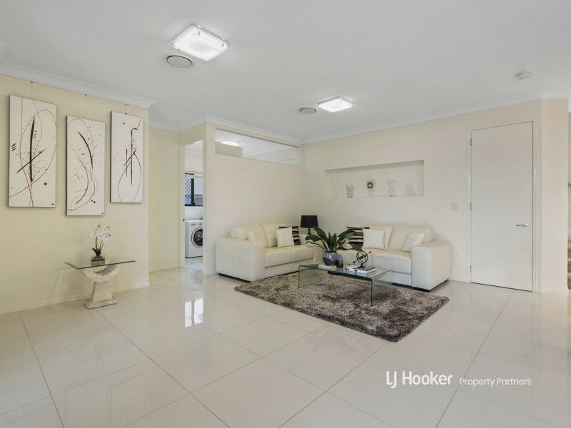 9 Slobodian Avenue, Eight Mile Plains QLD 4113