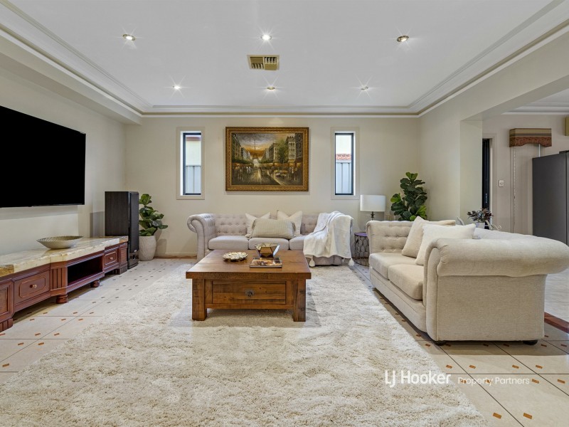 56 Poinciana Crescent, Stretton QLD 4116