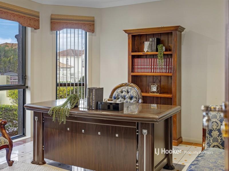 56 Poinciana Crescent, Stretton QLD 4116