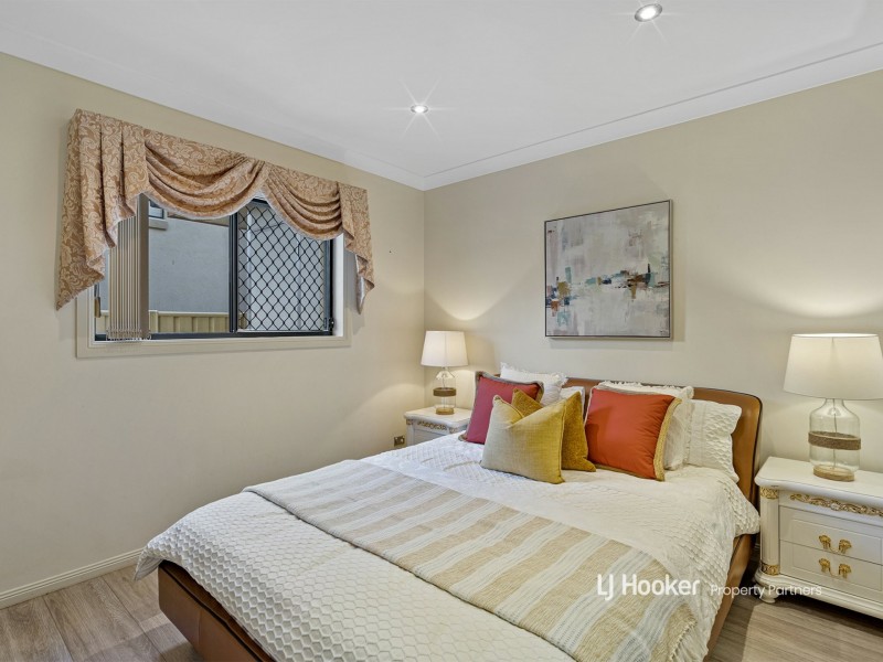 56 Poinciana Crescent, Stretton QLD 4116