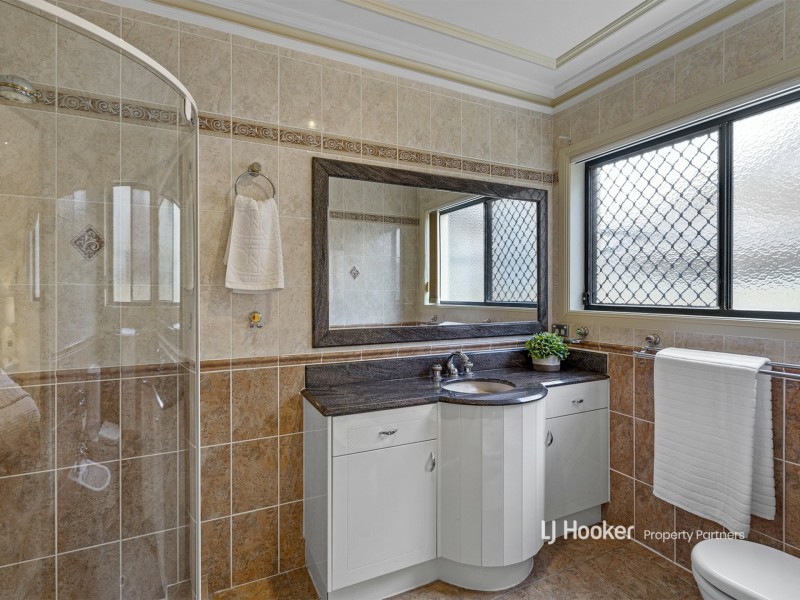 56 Poinciana Crescent, Stretton QLD 4116