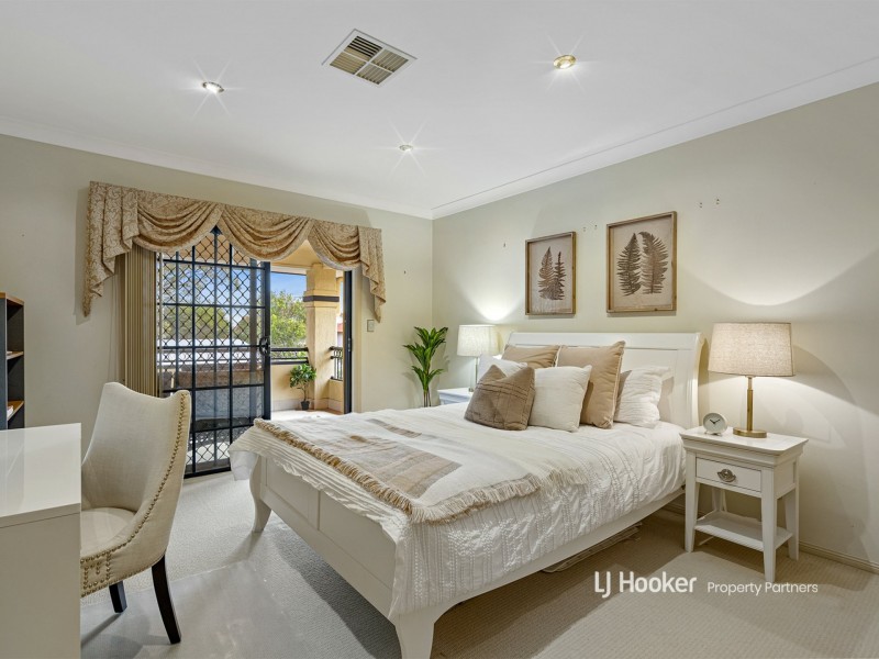 56 Poinciana Crescent, Stretton QLD 4116