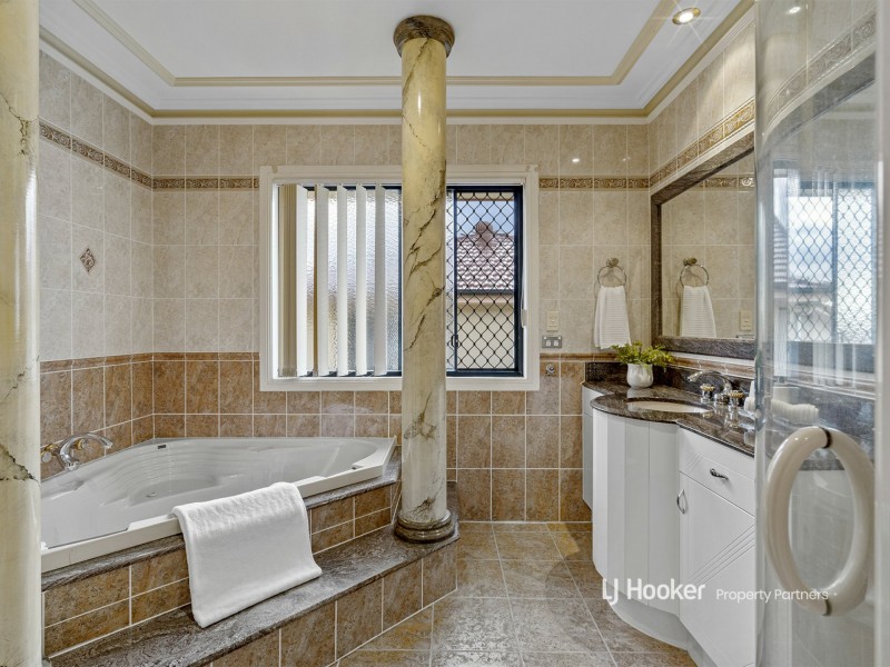56 Poinciana Crescent, Stretton QLD 4116