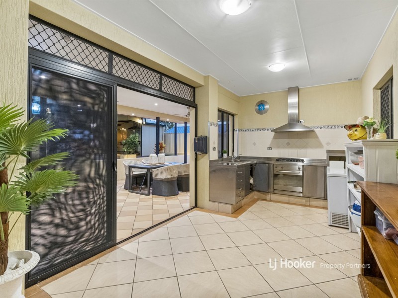 56 Poinciana Crescent, Stretton QLD 4116