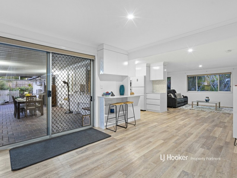 100 Dennis Road, Springwood QLD 4127