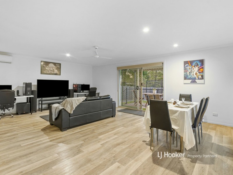 100 Dennis Road, Springwood QLD 4127
