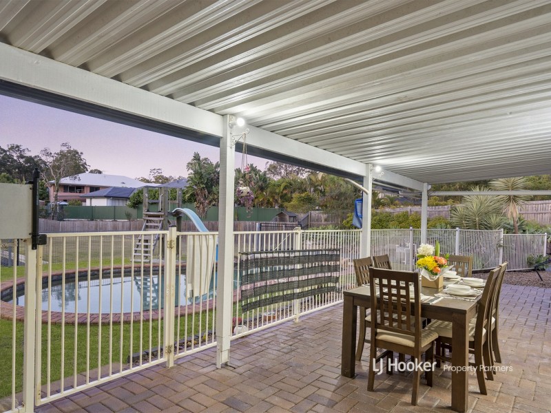100 Dennis Road, Springwood QLD 4127