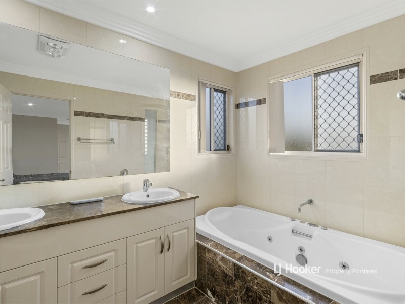 30 Waterbrooke Circuit, Drewvale QLD 4116