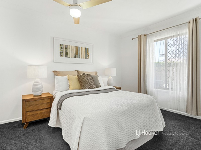 65 Oakleaf Street, Eight Mile Plains QLD 4113