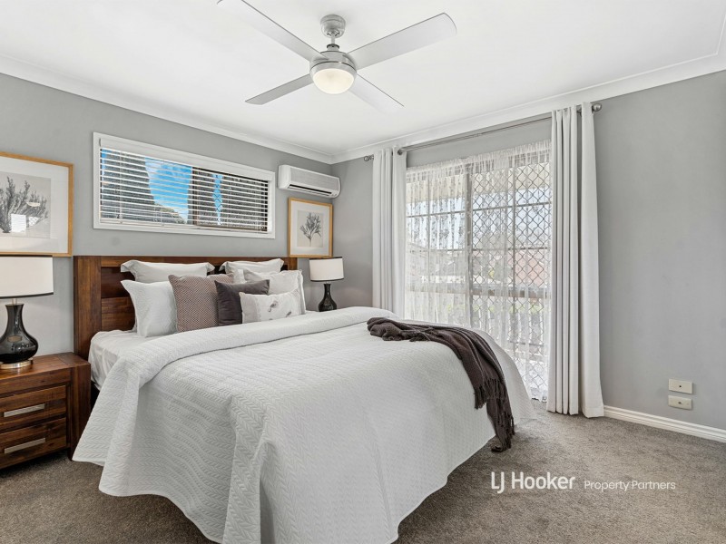 65 Oakleaf Street, Eight Mile Plains QLD 4113