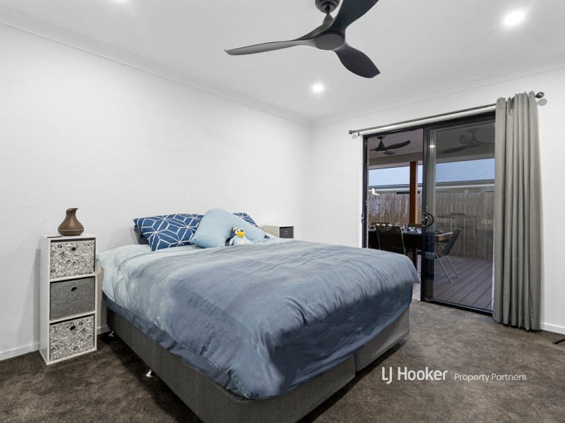 22 Escalade Circuit, Pallara QLD 4110