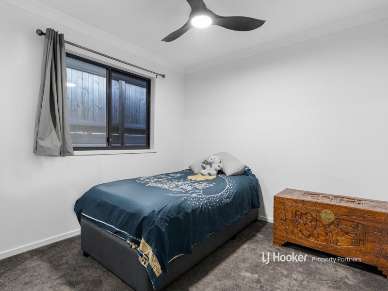 22 Escalade Circuit, Pallara QLD 4110