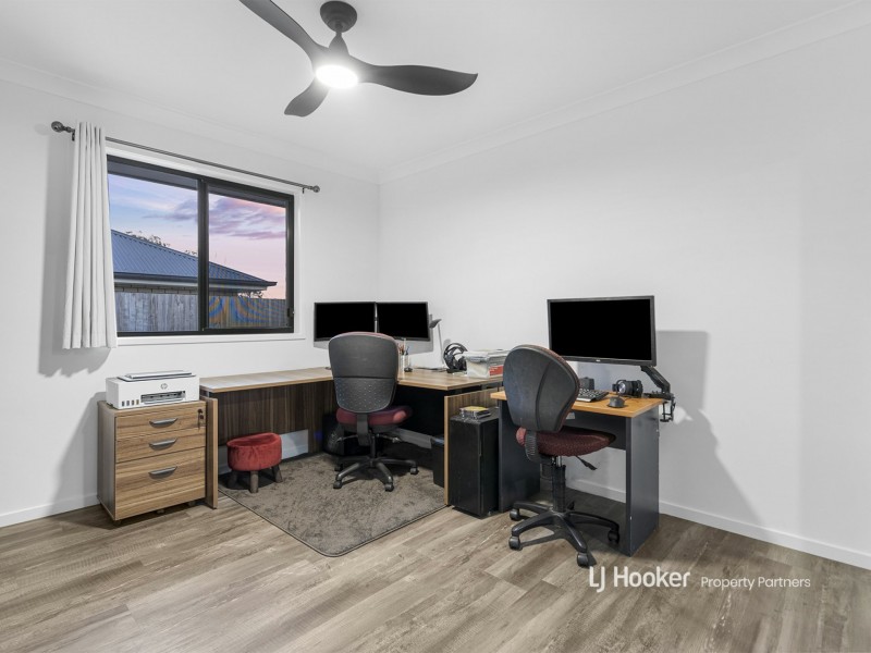 22 Escalade Circuit, Pallara QLD 4110