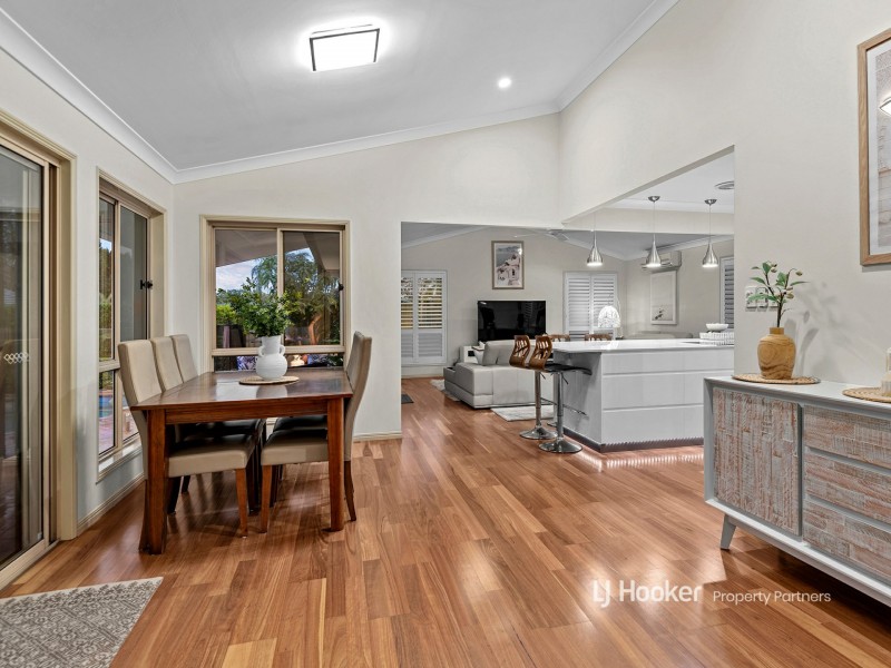 7 Lexington Place, Wishart QLD 4122