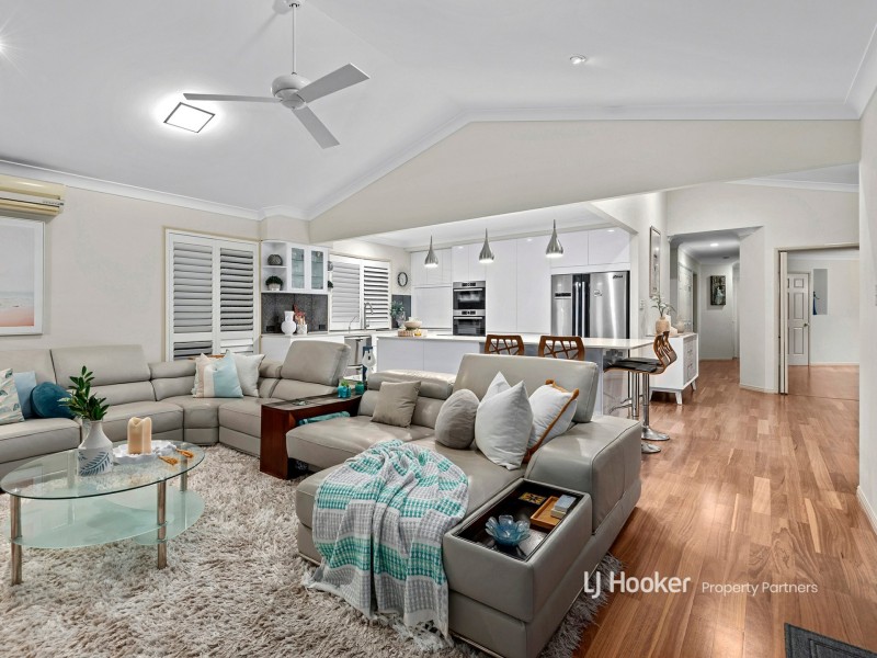 7 Lexington Place, Wishart QLD 4122