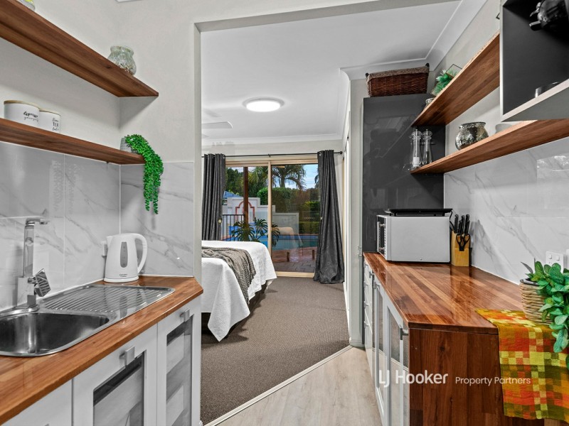 7 Lexington Place, Wishart QLD 4122