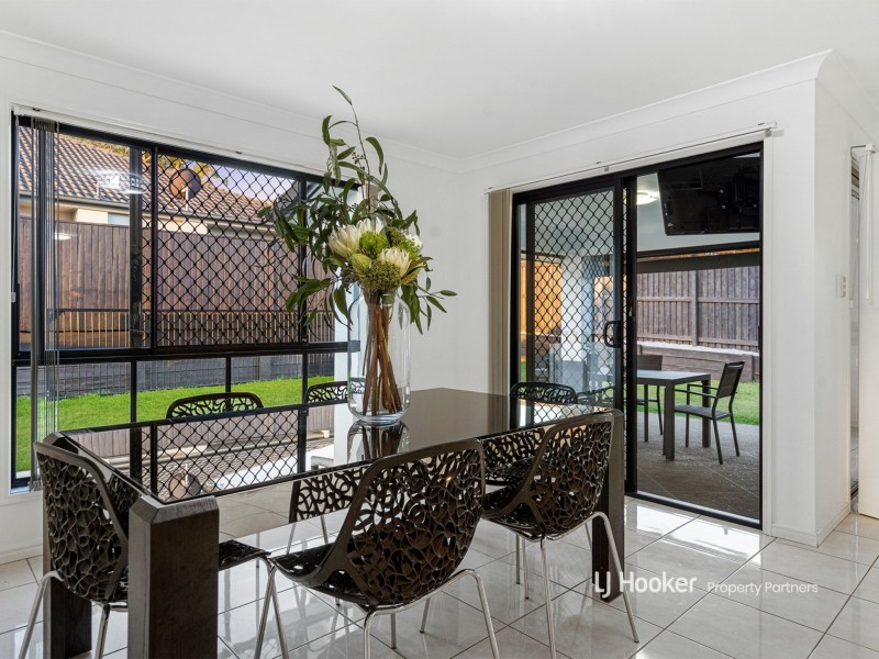 14 Trevi Close, Eight Mile Plains QLD 4113