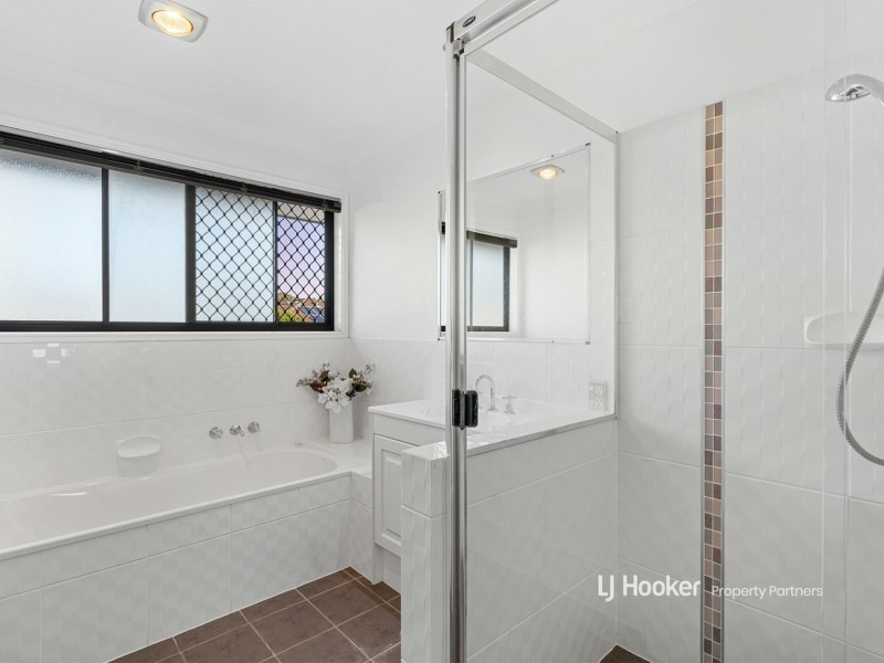 14 Trevi Close, Eight Mile Plains QLD 4113