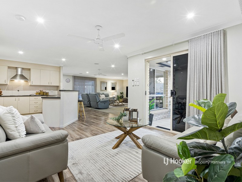 44 Tallowood Way, Sunnybank Hills QLD 4109