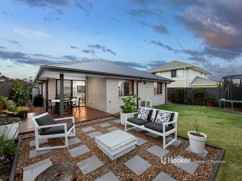 4 Indigo Lane, Park Ridge QLD 4125