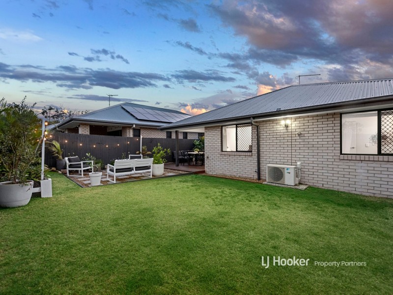 4 Indigo Lane, Park Ridge QLD 4125