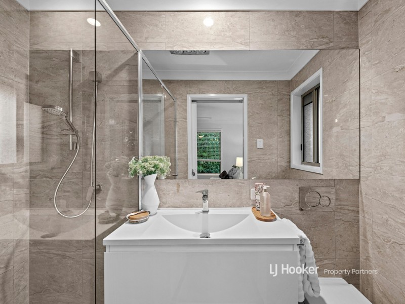 1 Lonsdale Place, Wishart QLD 4122