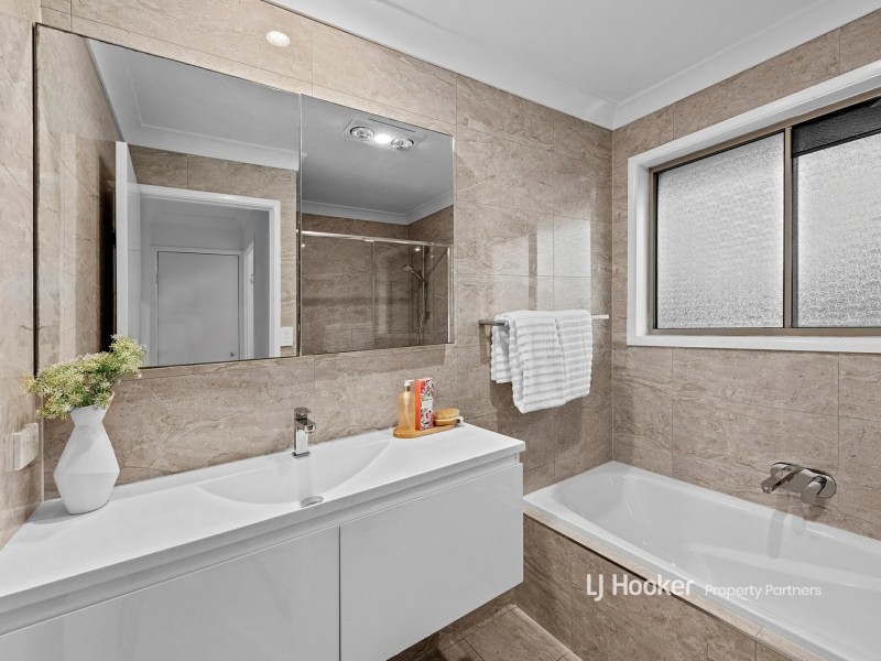 1 Lonsdale Place, Wishart QLD 4122