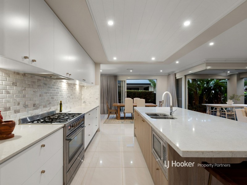 6 Grand Street, Rochedale QLD 4123