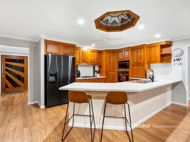 36 Riverina Court, Chambers Flat QLD 4133