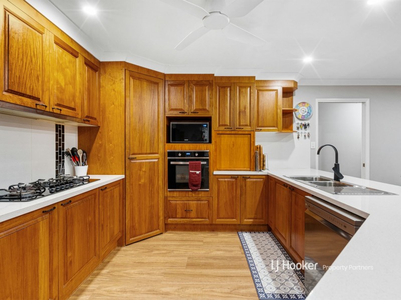 36 Riverina Court, Chambers Flat QLD 4133